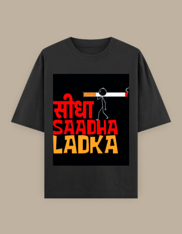 Seeda Saada Ladka – Thoda Hatke T-Shirt